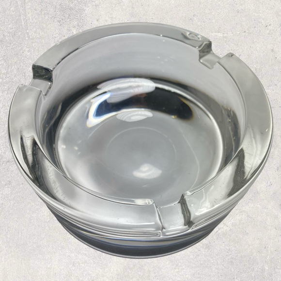 Glass Ashtray Thick Glass 3” Round - Picture 4 of 6